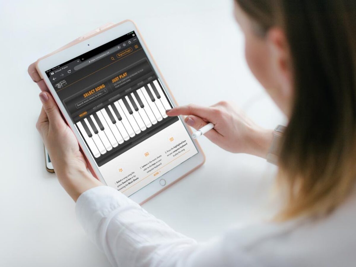 Virtual Piano Studio