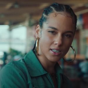 Alicia Keys, Artist on Virtual Piano, Play Piano Online