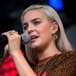 Anne Marie, Artist on Virtual Piano, Play Piano Online