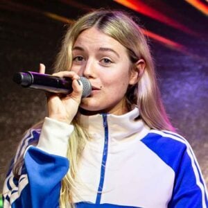 Ashe, Artist on Virtual Piano, Play Piano Online