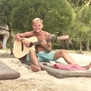 Avicii, Artist, Online Piano Keyboard, Virtual Piano