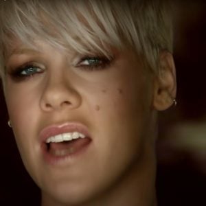 Fckn Perfect – Pink, Best Online Piano Keyboard, Virtual Piano