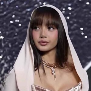 LISA, Artist on Virtual Piano, Play Piano Online