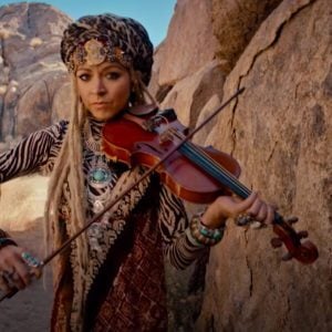 Lindsey Stirling, Artist on Virtual Piano, Play Piano Online