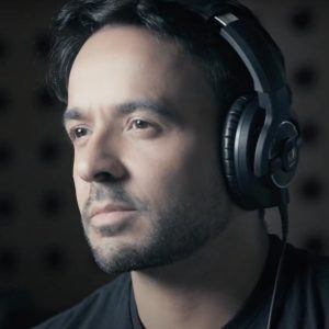 Luis Fonsi, Artist on Virtual Piano, Play Piano Online