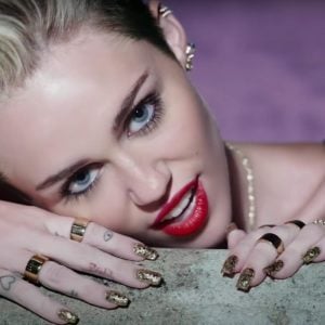 Miley Cyrus, Artist on Virtual Piano, Play Piano Online
