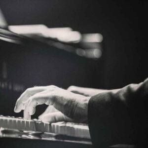 Toshifumi Hinata, Artist on Virtual Piano, Play Piano Online